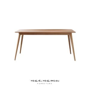 Meja makan kayu jati Kadja Dining Table Naenamu bergaya Japandi natural minimalis