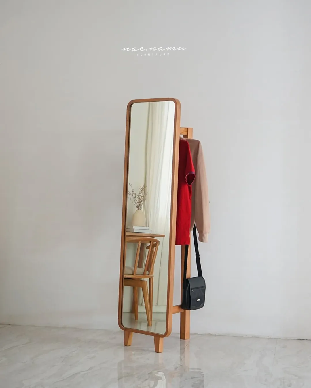 Standing Mirror Hanger Rack - Image 3