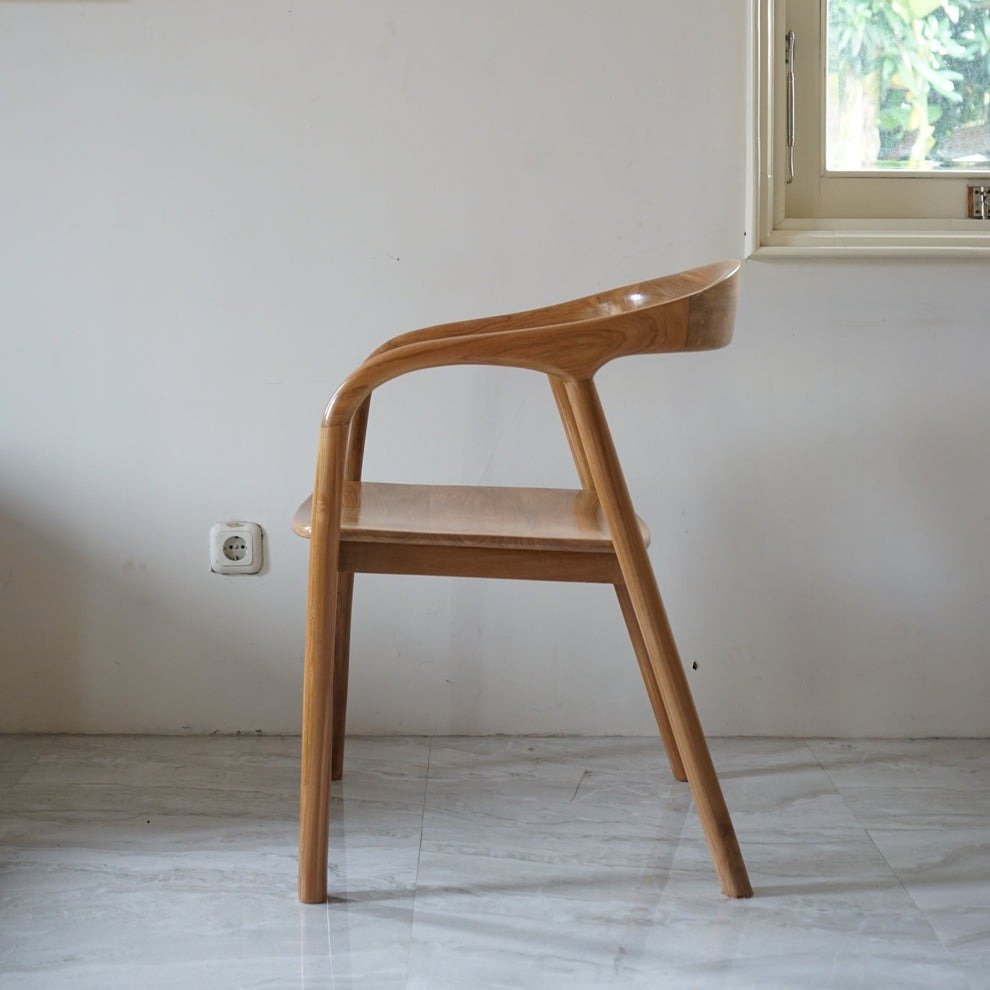 Yuri Chair - Image 3